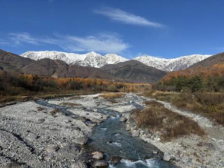 冠雪の北アルプス　白馬三山　長野県白馬村 冠雪,北アルプス,白馬三山の写真素材