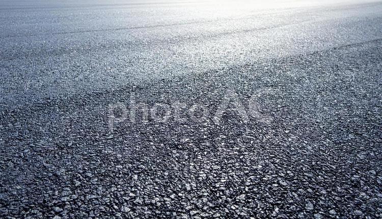 アスファルトの地面A アスファルト,地面,道路の写真素材