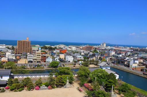 今治市を見下ろす 今治市を見下ろす 今治城,愛媛県,今治市の写真素材