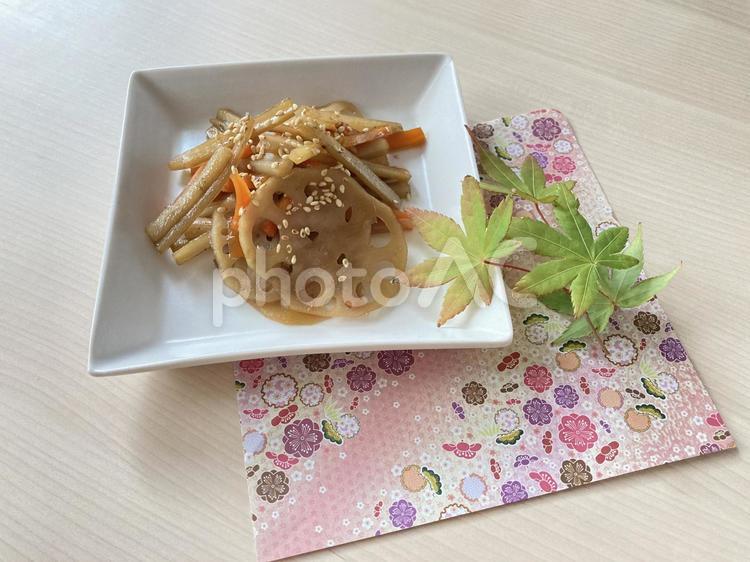 きんぴらごぼう キンピラ,きんぴらごぼう,ごぼうの写真素材