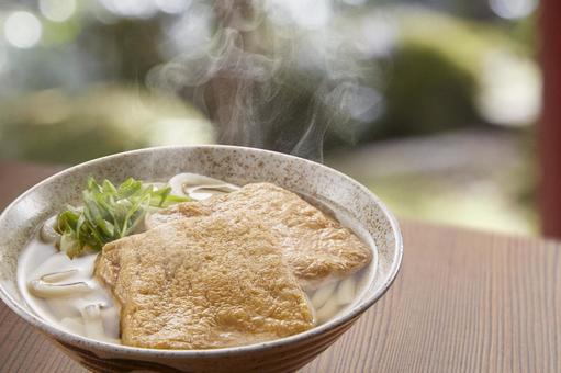 きつねうどん きつねうどん,おあげ,うどんの写真素材