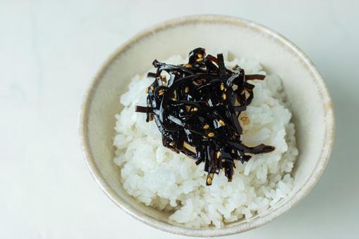 上からのゴマ昆布ごはん ごま昆布,ご飯,ごまの写真素材