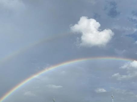 虹 虹,二重,空の写真素材