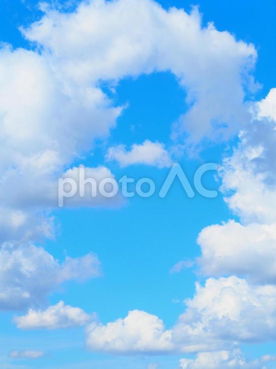 爽やかな風が吹き抜ける青空 空,青空,背景の写真素材