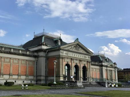 京都国立博物館 京都国立博物館 京都,レンガ,秋の写真素材
