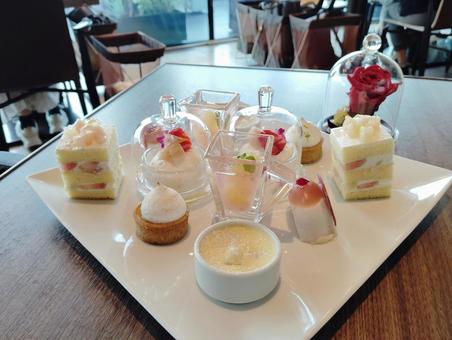 Afternoon Tea, JPG