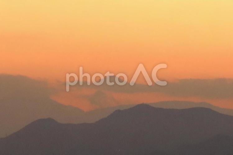 朝焼け　日の出　dawn  朝焼け,夜明け,朝焼け雲の写真素材