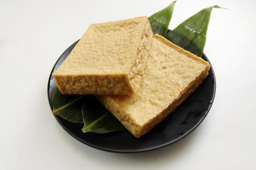 厚揚げ豆腐の料理 厚揚げ豆腐の料理の写真