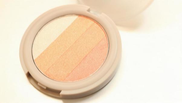 パウダーチークオレンジ系 メイク,コスメ,チークの写真素材