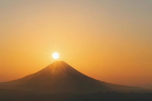 新春の富士山と朝日 新春の富士山と朝日の写真