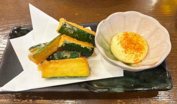 ズッキーニの天ぷら 居酒屋,居酒屋メニュー,ズッキーニの写真素材