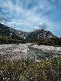 上高地の山々 上高地,山,景色の写真素材