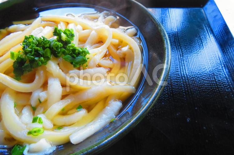 さぬきうどんのかけうどん 背景,さぬきうどん,さぬきの写真素材
