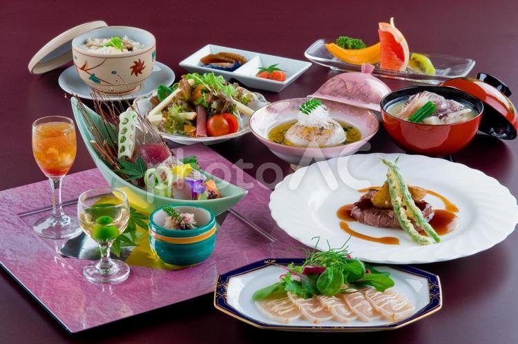 和洋折衷コース料理 洋食,和食,日本食の写真素材