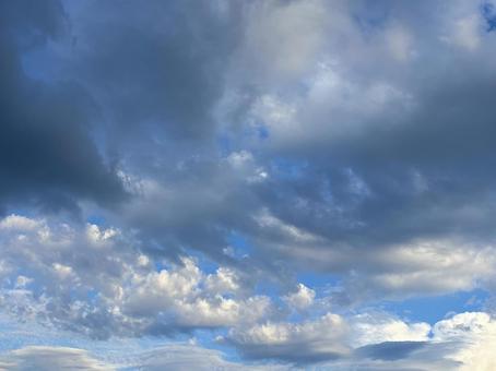【空の写真】秋空 【空の写真】秋空 秋空,空,雲の写真素材