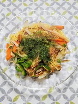 青のり多め焼きそば1 青のり多め焼きそば1 焼きそば,野菜,ニンジンの写真素材