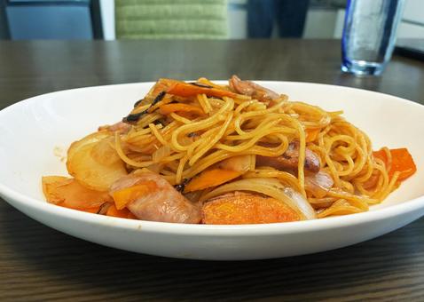 ナポリタンスパゲッティ パスタ,トマトソース,ナポリタンの写真素材