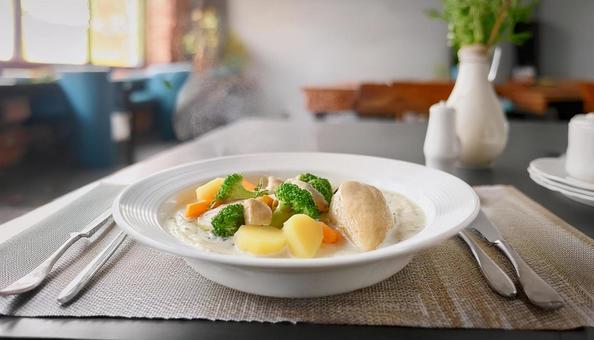 熱々のクリームシチュー クリームシチュー,シチュー,ホワイトシチューの写真素材