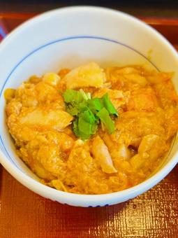 親子丼 親子丼,丼物,鶏肉の写真素材