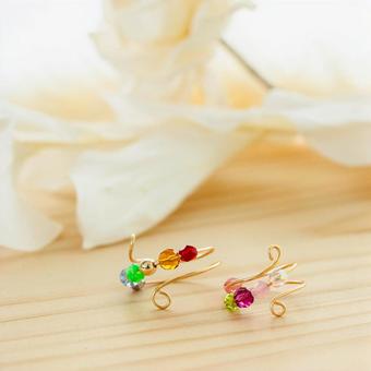 カラフルビーズのワイヤーリング ワイヤーリング,ビーズアクセサリー,ハンドメイドの写真素材