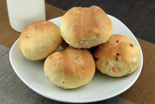 手作りベーコンロールパン ベーコンロールパン,手作りパン,手作りの写真素材