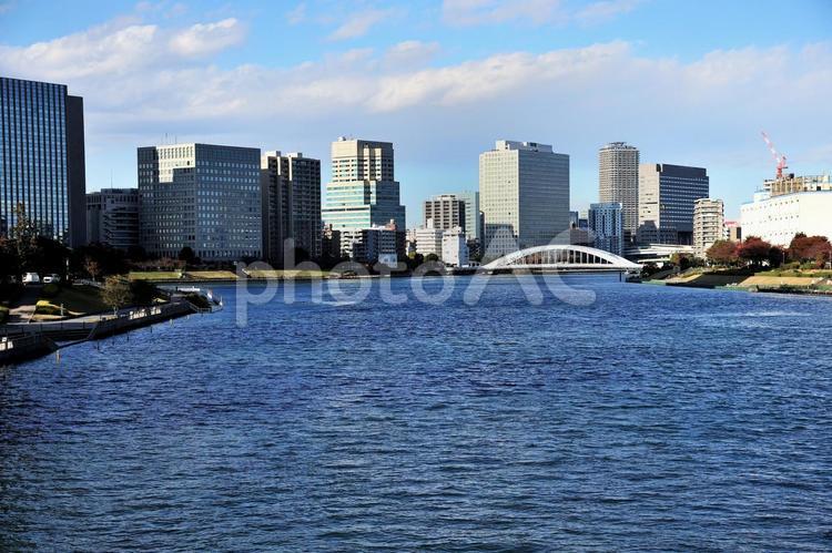 東京風景　秋 墨田川,川,街の写真素材