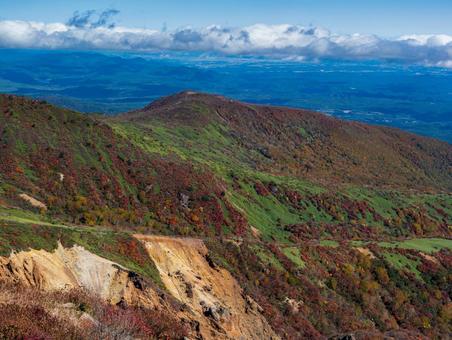 紅葉の那須岳 紅葉の那須岳 那須岳,紅葉,茶臼岳の写真素材