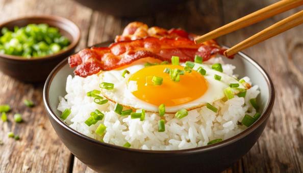 カリカリベーコンの玉子かけご飯 カリカリベーコンの玉子かけご飯の写真