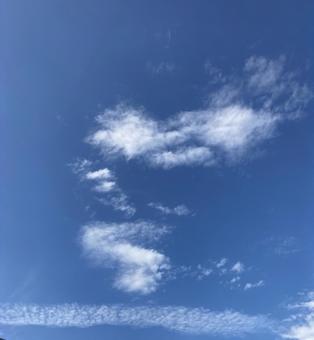 Oddly shaped clouds part 1, JPG