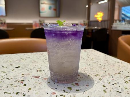 タイバンコクのラベンダーソーダ タイバンコクのラベンダーソーダの写真
