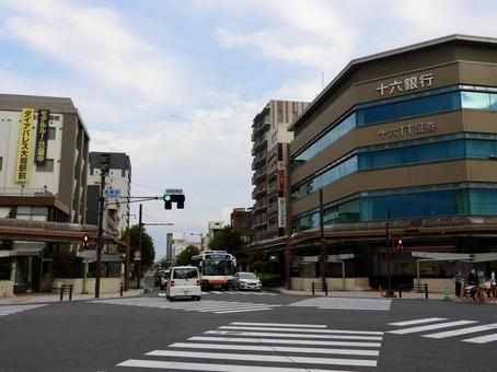 岐阜県大垣市高屋町交差点 大垣市,地方都市,都市の写真素材