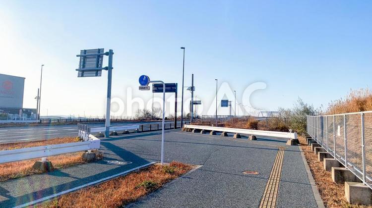 整備された自転車歩行者道 自転車道,歩道,都市風景の写真素材