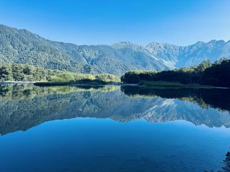 大正池 大正池,上高地,自然の写真素材