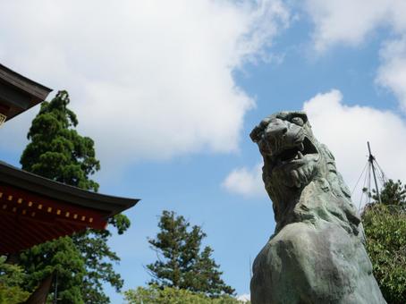 武蔵御嶽神社 狛犬 武蔵御嶽神社 狛犬 武蔵御嶽神社,御嶽神社,神社の写真素材