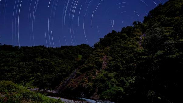 山と夜空 山と夜空の写真