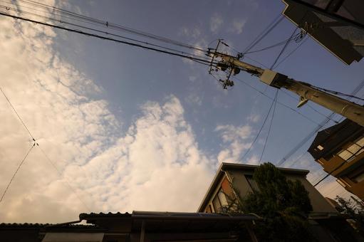 夜明けの入道雲　 ふわふわ,季節,入道雲の写真素材