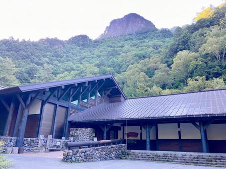 上高地　ビジターセンター 上高地,風景,上高地ビジターセンターの写真素材