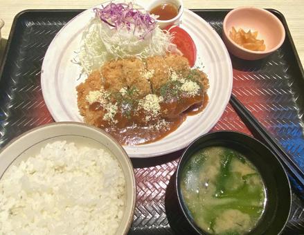 とんかつ定食 ご飯 みそ汁 とんかつ定食 ご飯 みそ汁の写真