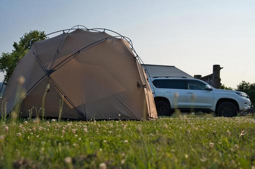 キャンプ行こうよ キャンプ,おしゃれ,ドームテントの写真素材