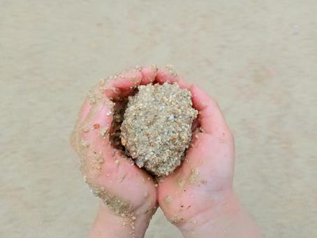 Photo, mud dumplings, muddy, children, 