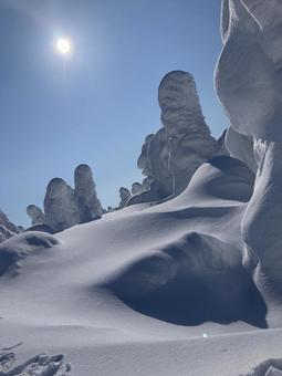 雪砂漠 雪砂漠 冬,冬景色,冬の山の写真素材