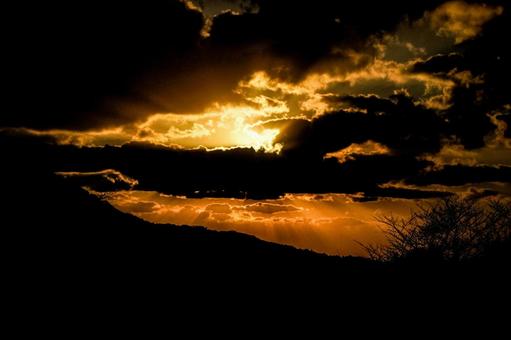 ＜素材＞秋の夕暮れの空の風景 空,サンセット,夜明けの写真素材
