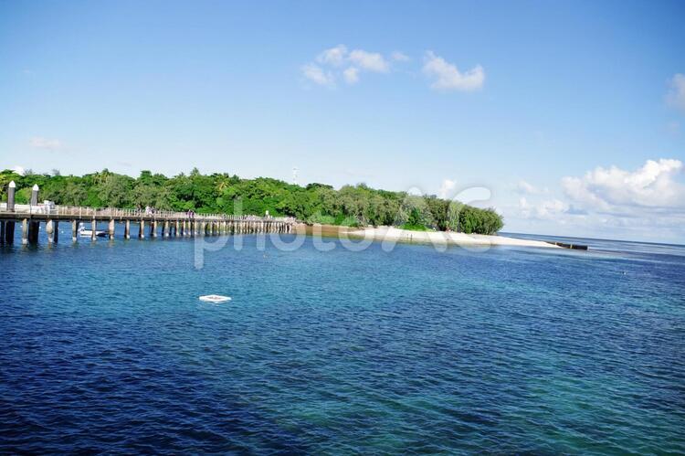 グリーン島の青い海と空　blue sea & sky in green island 海,sea,オーストラリアの写真素材