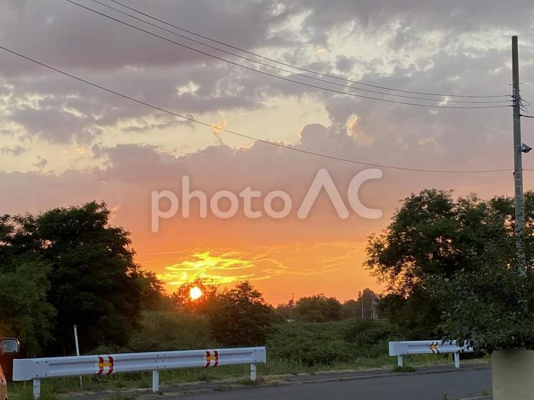 夕日　夕焼け　 夕焼け,夕日,夕方の写真素材