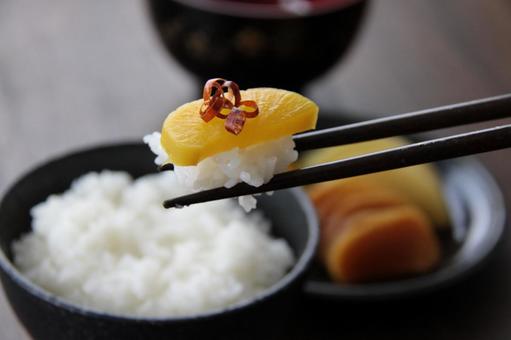 沢庵 お漬け物 沢庵 お漬け物 沢庵,お漬け物,和食の写真素材