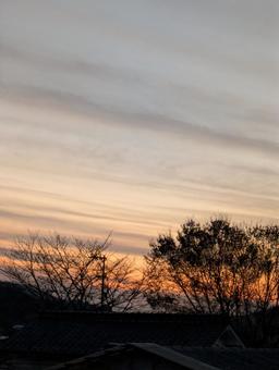 冬の夕暮れ時 冬の夕暮れ時の写真