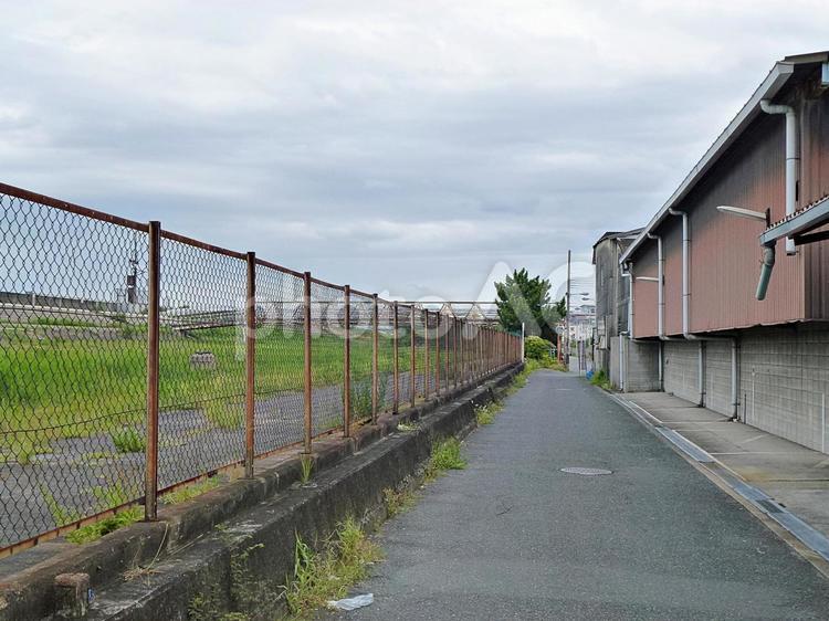 昭和の雰囲気を残す町角・旧中津運河跡 町角,隘路,町並みの写真素材