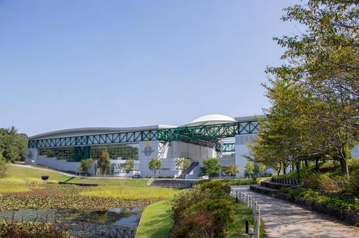 愛・地球博記念公園 モリコロパーク 愛・地球博記念公園 モリコロパーク 愛・地球博記念公園,モリコロパーク,青空の写真素材