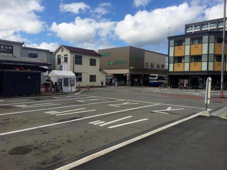 2015年旧高山駅の駅前駐車場、バス停 高山駅,駅前,駐車場の写真素材