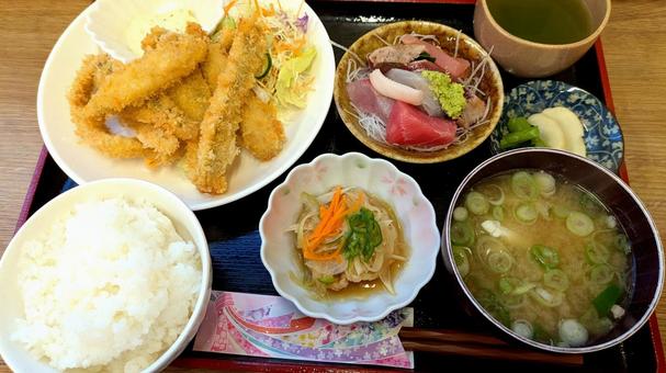 満腹になるお魚定食 フライ定食,お刺身,昼定食の写真素材